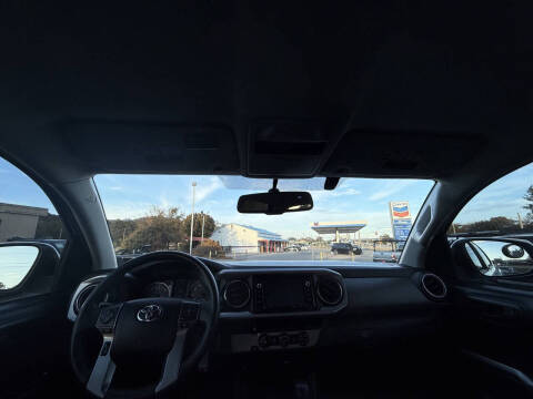 2017 Toyota Tacoma SR5 V6