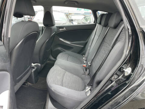 2015 Hyundai Accent GS