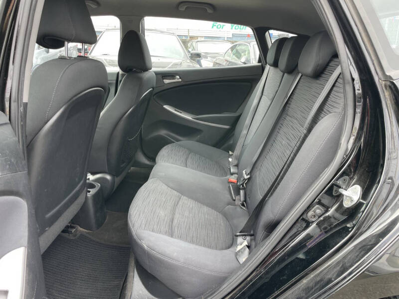 2015 Hyundai Accent GS