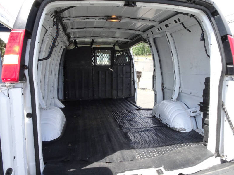 2006 GMC Savana 2500