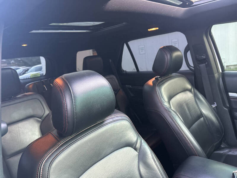 2016 Ford Explorer Sport