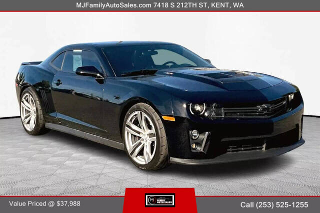 2013 Chevrolet Camaro for sale at MJ FAMILY AUTO SALES in Kent, WA