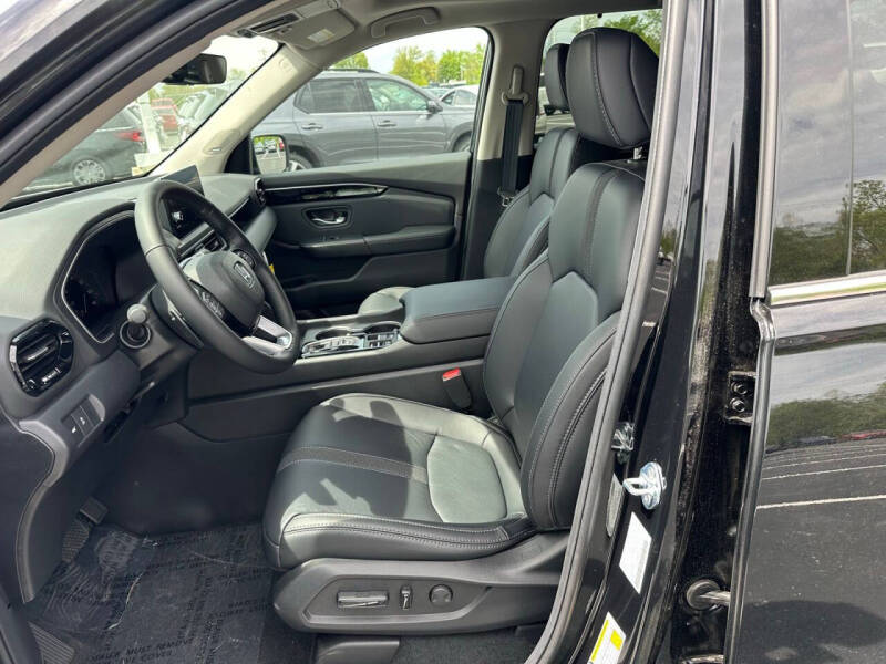 2025 Honda Pilot Touring