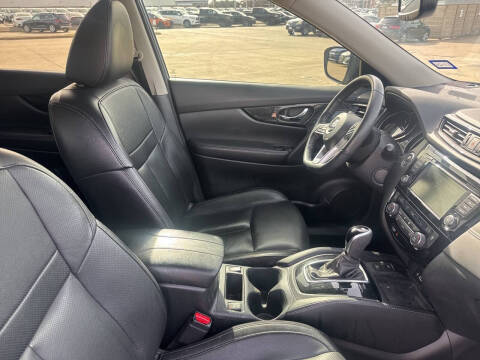 2020 Nissan Rogue SL