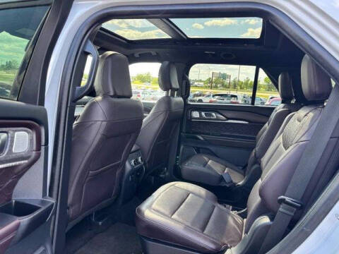 2025 Ford Explorer Platinum
