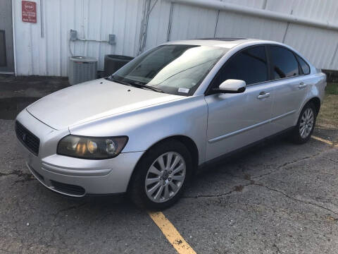 2005 Volvo S40 for sale at Global Imports of Dalton LLC in Dalton GA