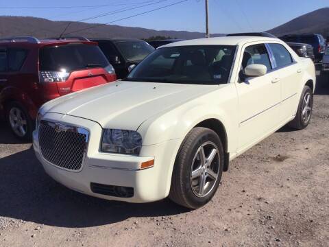 2006 Chrysler 300 for sale at Troy's Auto Sales in Dornsife PA
