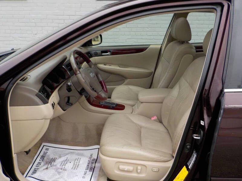 2004 Lexus ES 330