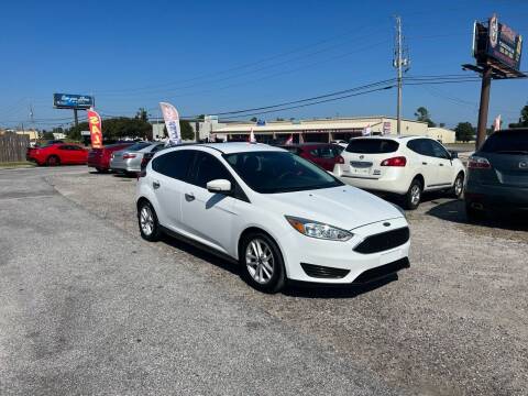 2015 Ford Focus for sale at Lucky Motors in Panama City FL