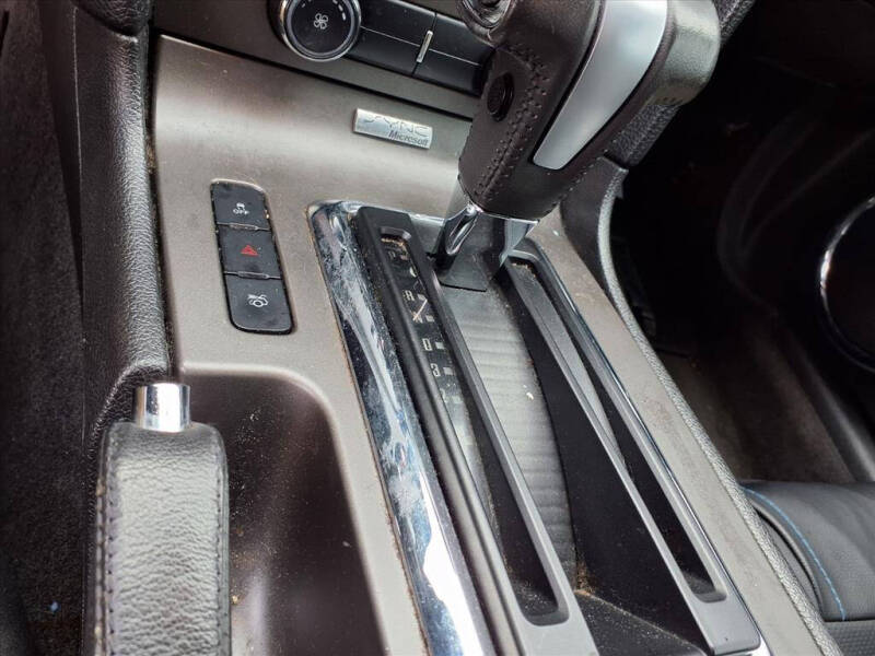 2012 Ford Mustang V6