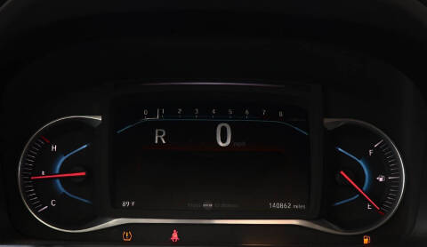 2020 Honda Pilot Touring w/Rear Captain's Chairs