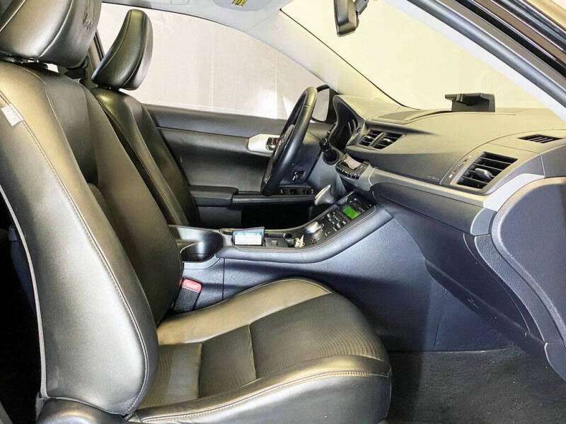 2012 Lexus CT 200h Premium