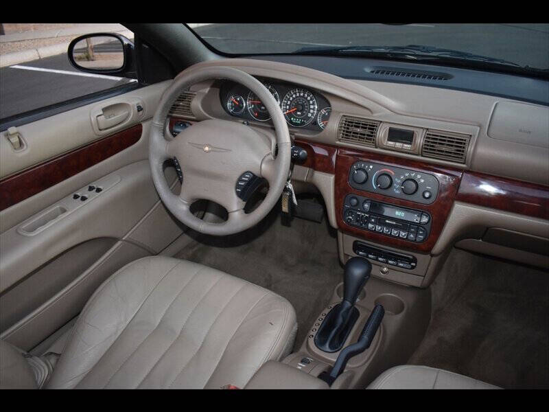 2002 Chrysler Sebring LXi