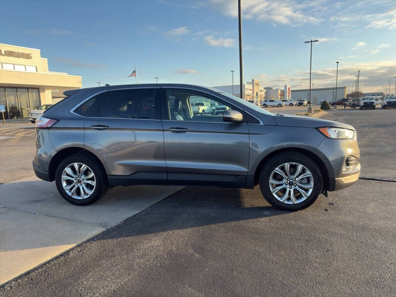 2024 Ford Edge Titanium