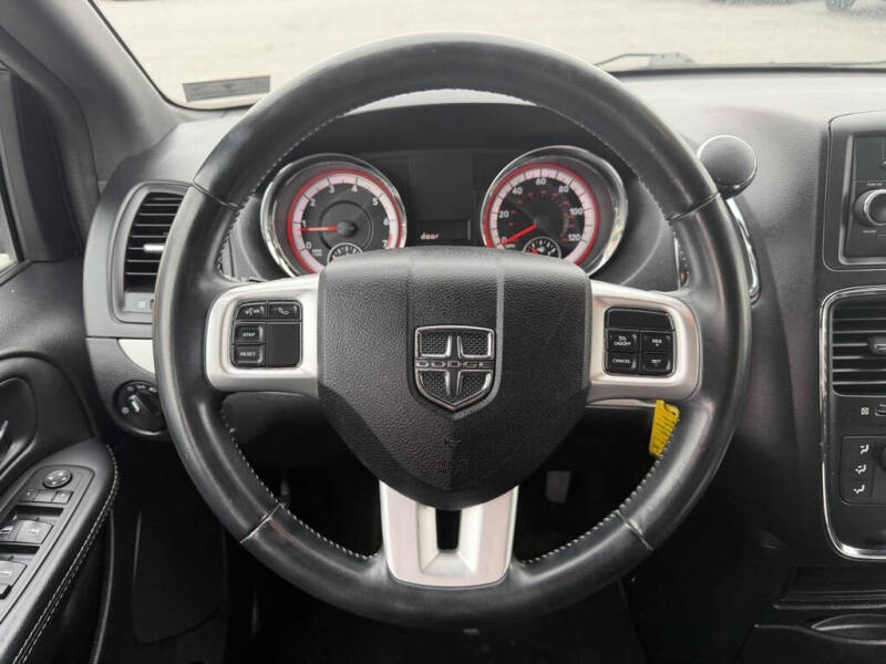 2015 Dodge Grand Caravan SE