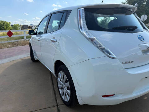 2015 Nissan LEAF