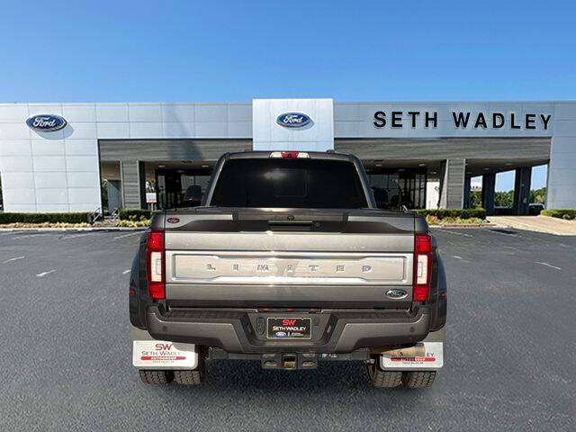 2022 Ford F-450 Super Duty Limited