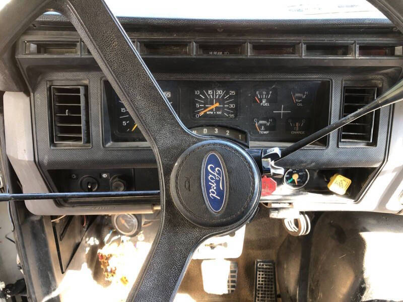 1995 Ford FT900