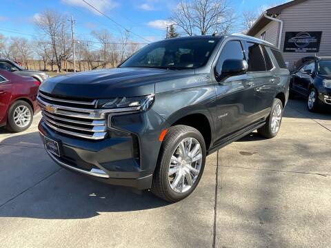 2021 Chevrolet Tahoe for sale at Auto Connection in Waterloo IA