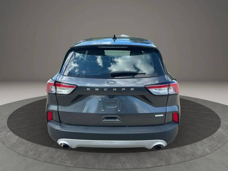 2020 Ford Escape S