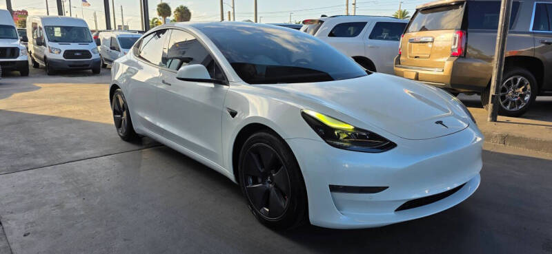 2021 Tesla Model 3 Standard Range Plus