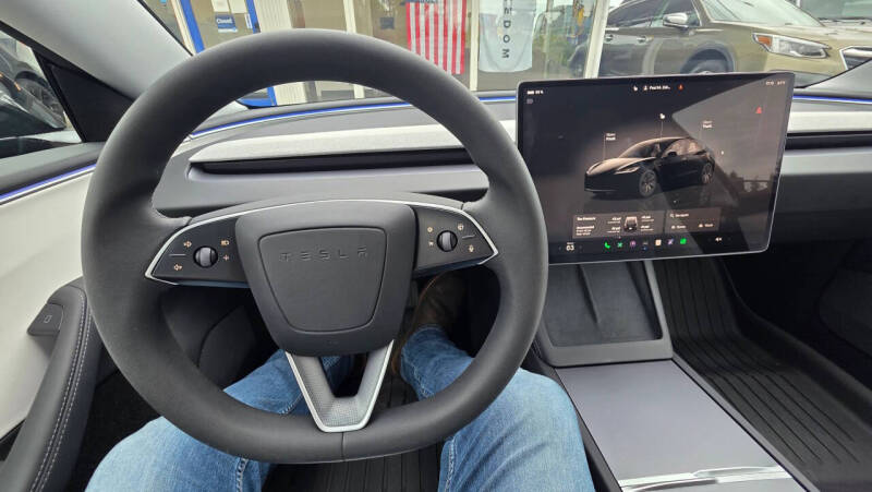2025 Tesla Model 3 Long Range