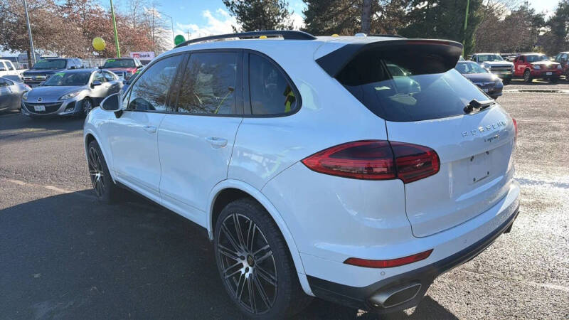2016 Porsche Cayenne