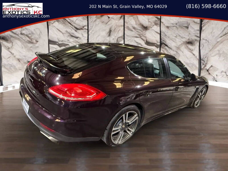 2016 Porsche Panamera
