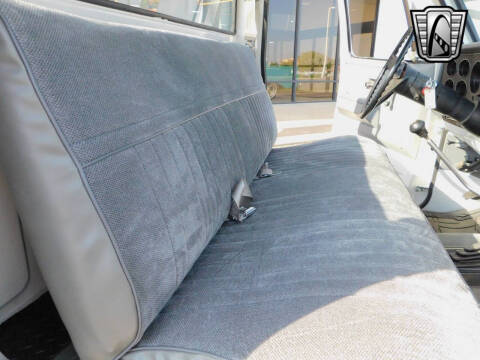 1987 Chevrolet R/V 10 Series