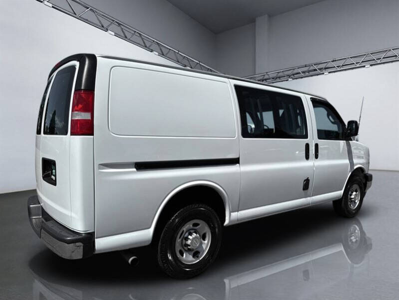 2019 Chevrolet Express 2500
