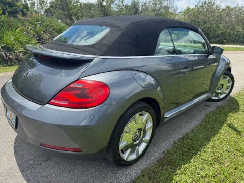 2013 Volkswagen Beetle Convertible 2.5L PZEV