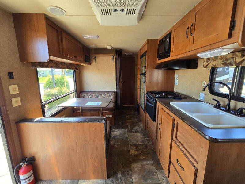 2014 Forest River GREY WOLF 22BH