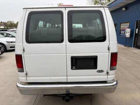 2010 Ford E-Series E-350 SD XL