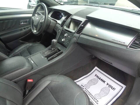 2015 Ford Taurus SEL