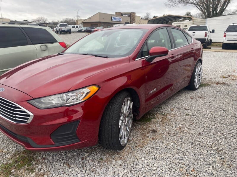Used 2019 Ford Fusion Hybrid SE with VIN 3FA6P0LU9KR226745 for sale in Chattanooga, TN