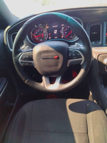 2015 Dodge Charger SXT