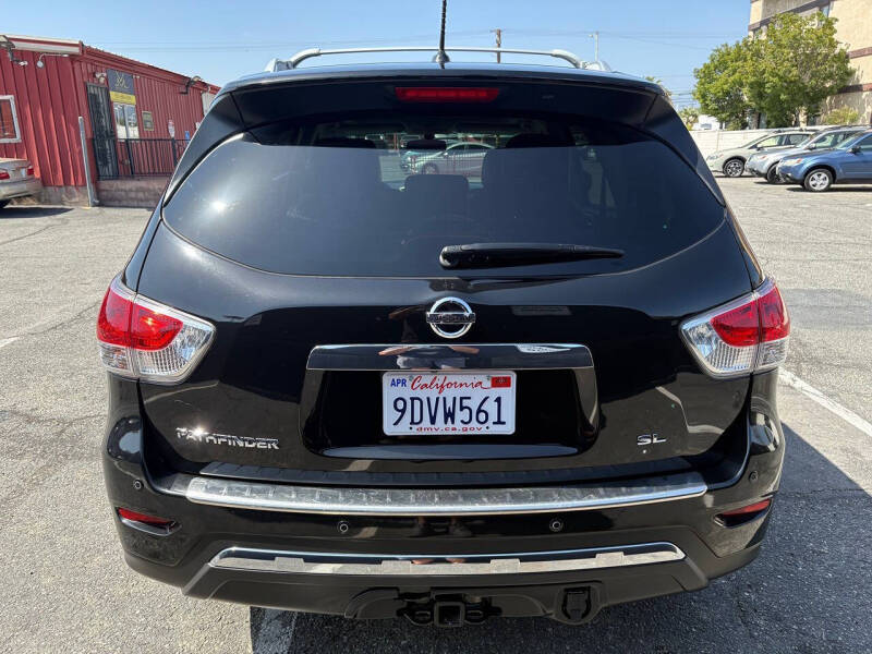 2015 Nissan Pathfinder SL