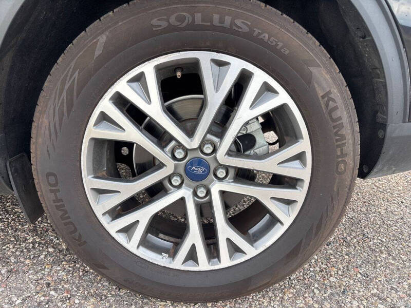 2022 Ford Escape SEL