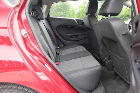2013 Ford Fiesta SE