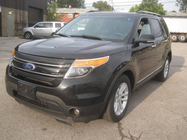 Ford Explorer's photo