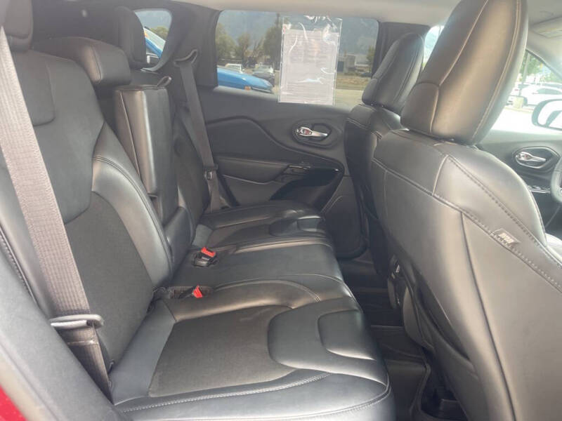 2021 Jeep Cherokee Altitude