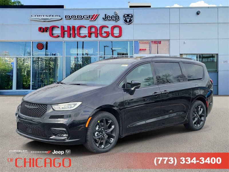 2026 Chrysler Pacifica Select