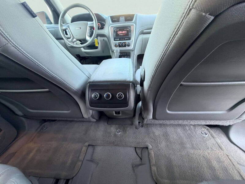 2015 GMC Acadia SLE-2
