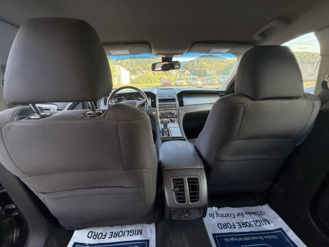 2011 Ford Taurus SEL