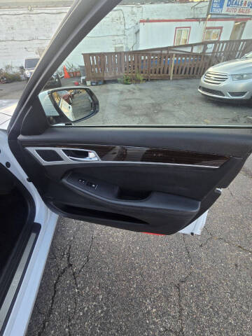 2015 Hyundai Genesis 3.8L