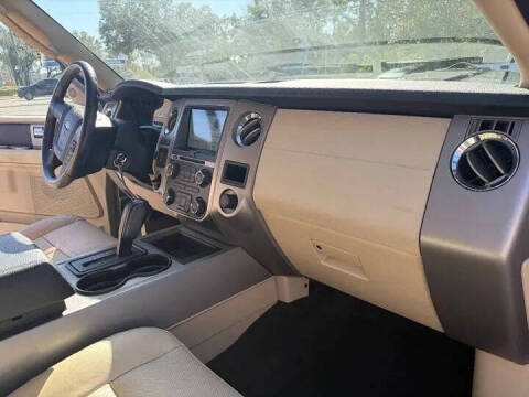 2017 Ford Expedition XLT