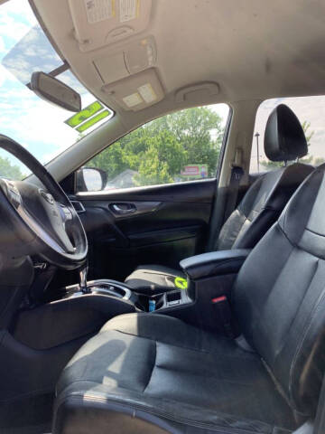 2016 Nissan Rogue S