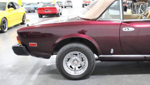 1982 FIAT 2000 Spider