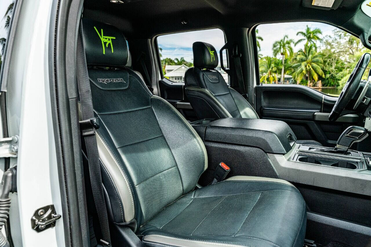 2017 FORD F-150 Pickup - $36,999
