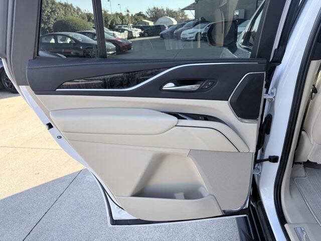 2023 Cadillac Escalade Premium Luxury